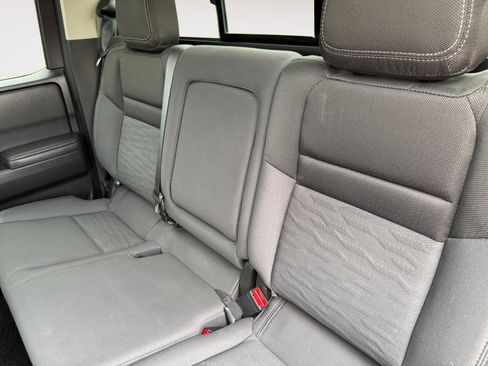 Used 2023 Nissan Frontier SV w/ SV Convenience Package RWD image 24