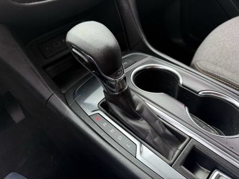 Used 2024 Chevrolet Equinox LT FWD image 20