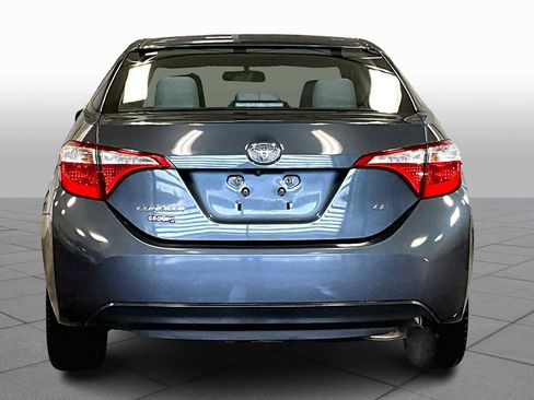 Used 2015 Toyota Corolla LE image 4