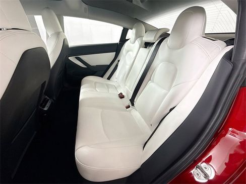 Used 2019 Tesla Model 3 Long Range image 24