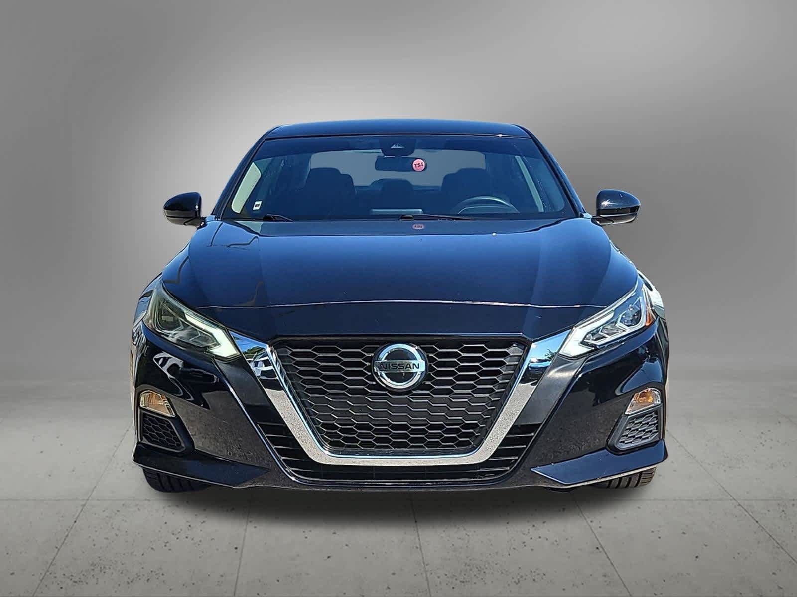 Used 2022 Nissan Altima 2.5 SR FWD image 9