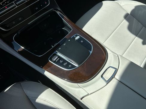 Used 2023 Mercedes-Benz E 450 4MATIC Sedan image 23