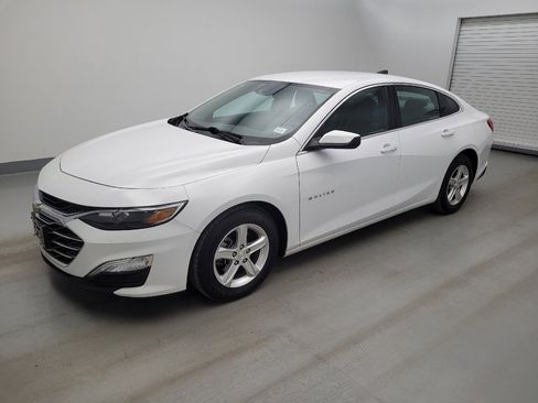 Used 2021 Chevrolet Malibu LS w/ Driver Confidence Package II FWD image 2