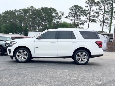 Used 2023 Ford Expedition King Ranch RWD image 2