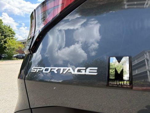 Certified 2023 Kia Sportage EX AWD/4WD image 12