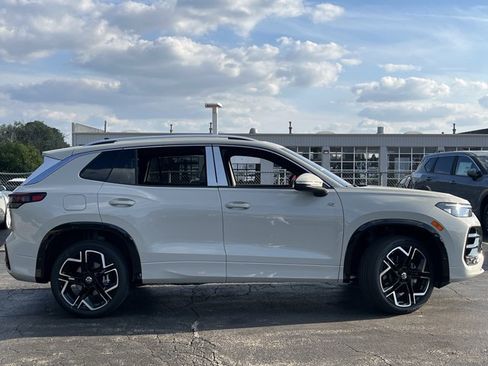 New 2026 Volkswagen Tiguan SEL R-Line AWD/4WD image 4