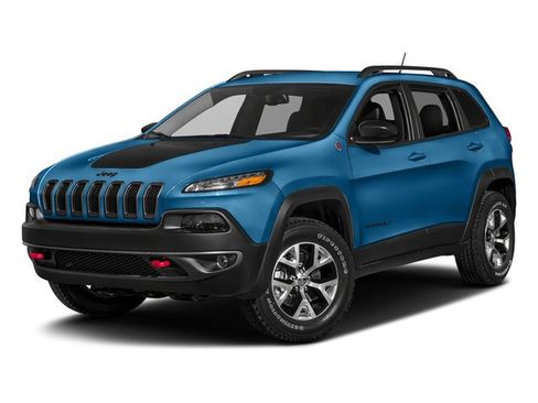 Used 2018 Jeep Cherokee Trailhawk w/ Cold Weather Group AWD/4WD image 1