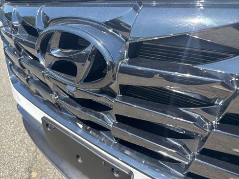 Certified 2023 Hyundai Tucson Limited AWD/4WD image 4