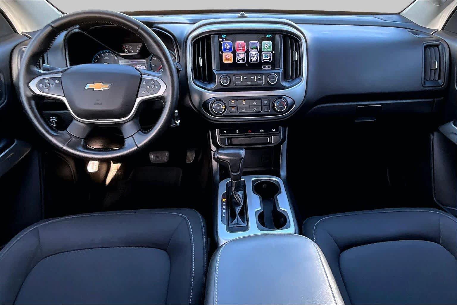 Used 2018 Chevrolet Colorado LT w/ LT Convenience Package RWD image 18