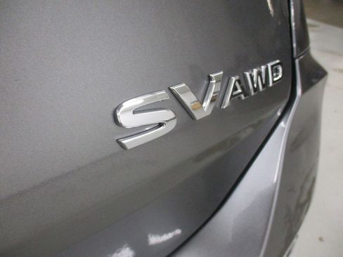 Used 2020 Nissan Rogue SV image 6