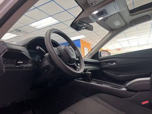 Used 2025 Honda Accord SE image 20