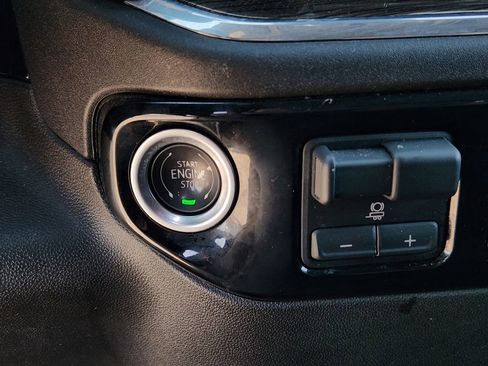 Used 2024 Chevrolet Silverado 3500 LT w/ Convenience Package image 28