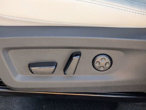 New 2026 Nissan Murano Platinum image 16