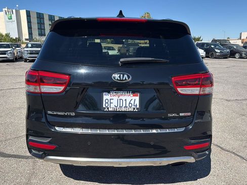 Used 2016 Kia Sorento SX FWD image 7