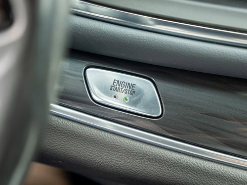 Used 2023 Buick Enclave Essence w/ Experience Buick Package image 29