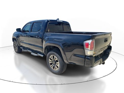 Used 2021 Toyota Tacoma TRD Sport RWD image 4