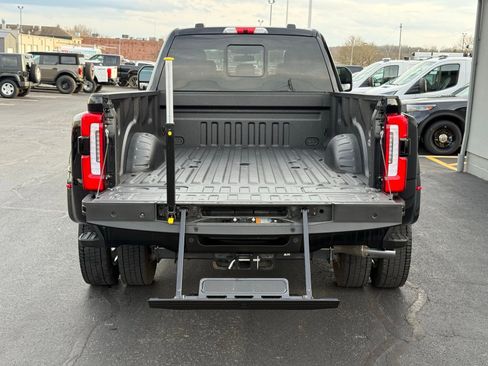 Used 2023 Ford F450 Limited w/ FX4 Off-Road Package image 46