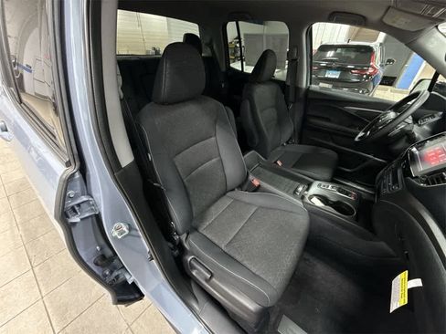 Used 2023 Honda Ridgeline Sport image 16