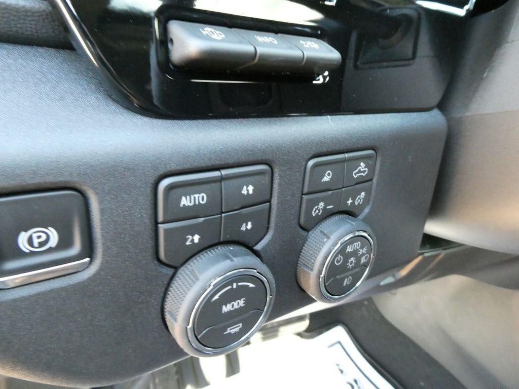 New 2026 Chevrolet Silverado 2500 LTZ w/ LTZ Plus Package AWD/4WD image 21