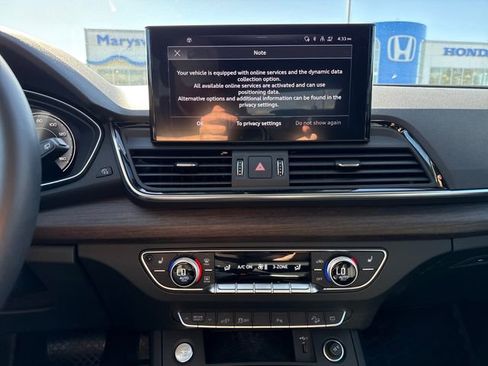 Used 2022 Audi Q5 e Premium AWD/4WD image 29
