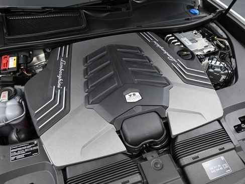 Used 2023 Lamborghini Urus Performante image 36