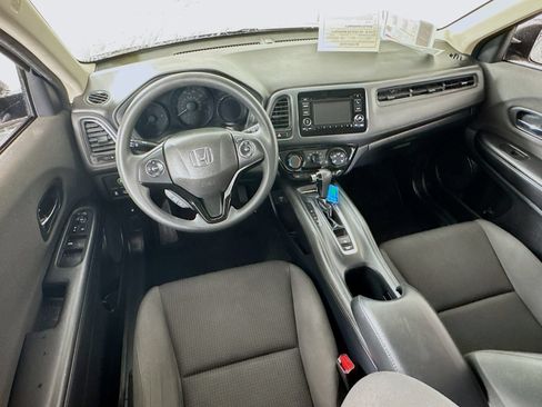 Used 2020 Honda HR-V LX image 19