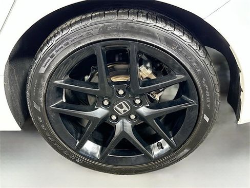 Used 2024 Honda Civic Sport image 29