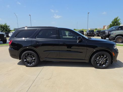 Used 2025 Dodge Durango GT w/ Blacktop Package RWD image 6