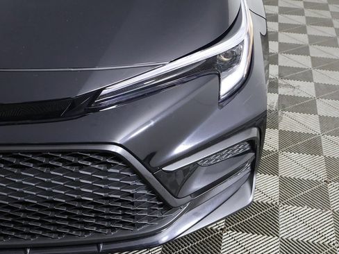 Used 2025 Toyota Corolla SE FWD image 11