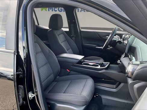 Used 2025 Chevrolet Equinox LT AWD/4WD image 29