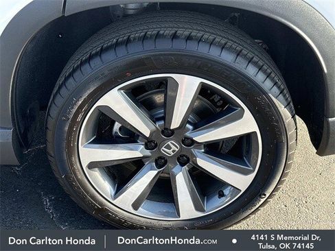 Certified 2025 Honda Pilot Touring image 26