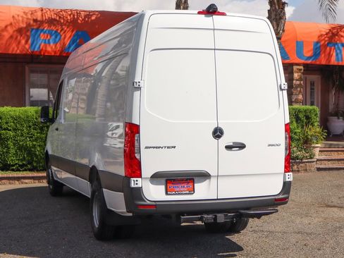 Used 2021 Mercedes-Benz Sprinter 3500 image 6