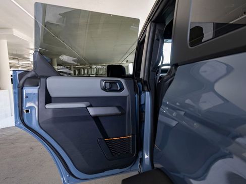 Used 2023 Ford Bronco Badlands image 25