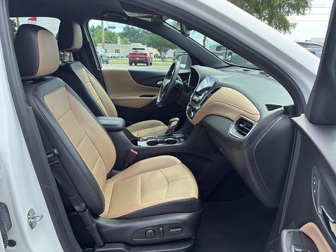 Used 2022 Chevrolet Equinox Premier AWD/4WD image 15