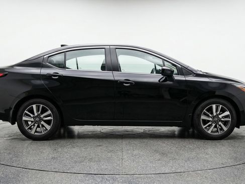 Used 2025 Nissan Versa SV FWD image 11