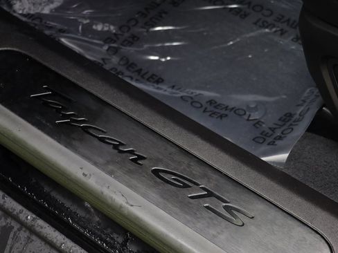 Used 2023 Porsche Taycan GTS image 6