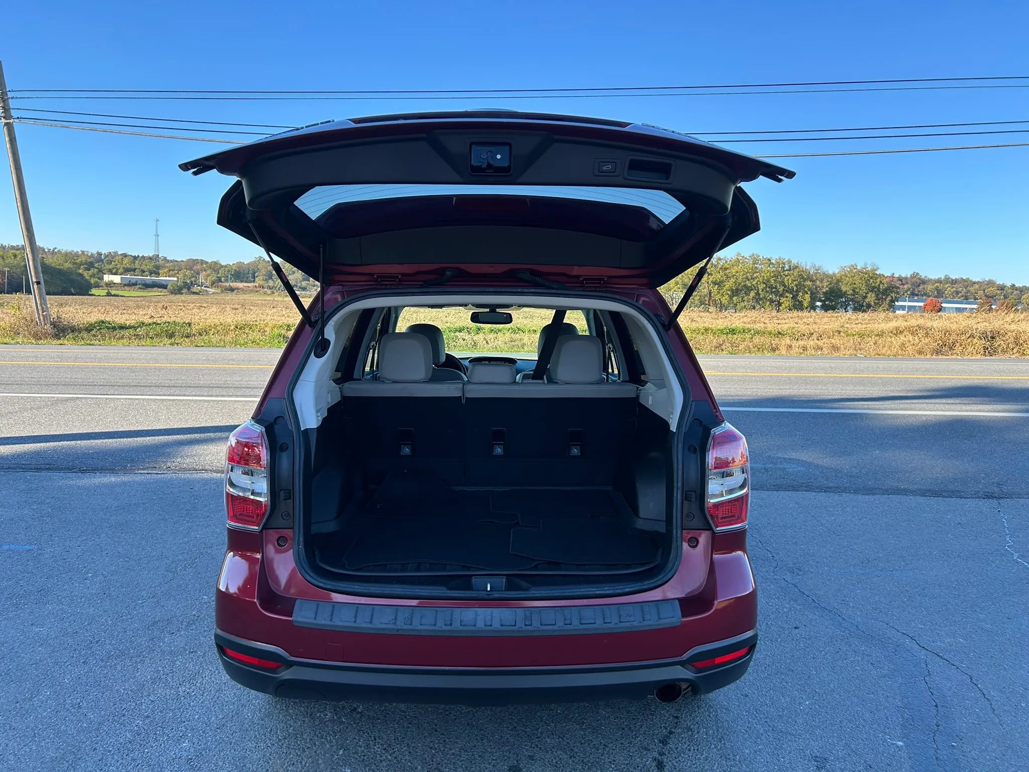 Used 2014 Subaru Forester 2.5i Limited AWD/4WD image 11
