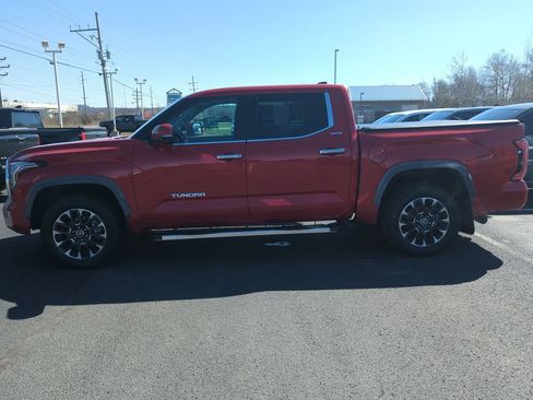 Used 2024 Toyota Tundra Limited image 5