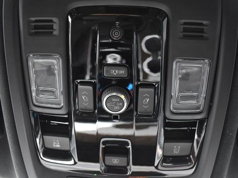 Certified 2026 Cadillac Escalade ESV Platinum Sport w/ LPO, ONYX Package image 25