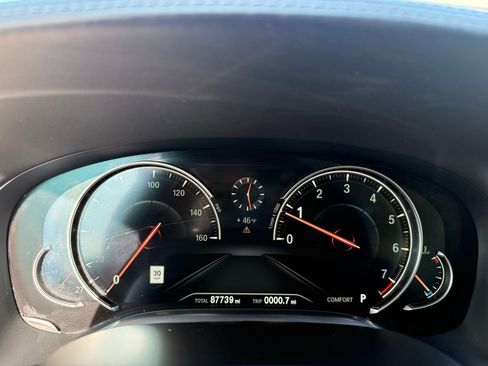 Used 2017 BMW 740i xDrive 740i xDrive image 21