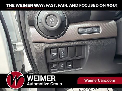 Used 2024 Nissan Titan PRO-4X w/ Pro-4x Convenience Package AWD/4WD image 27