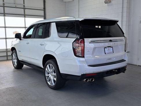 Used 2021 Chevrolet Tahoe High Country w/ Premium Package AWD/4WD image 7