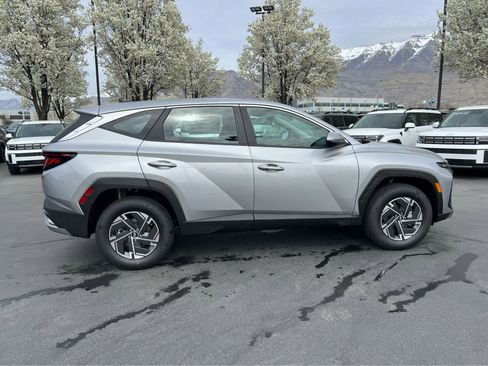 New 2026 Hyundai Tucson Blue SE w/ Tow & Go Package AWD/4WD image 6