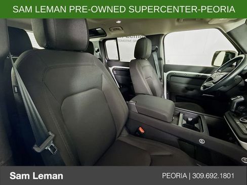 Used 2023 Land Rover Defender 110 image 27