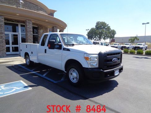Used 2016 Ford F250 XL w/ Power Equipment Group RWD image 10