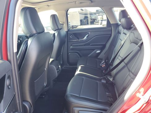 New 2025 Lincoln Corsair Reserve w/ Equipment Group 202A image 25