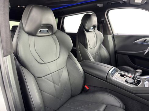 Used 2024 BMW XM image 42