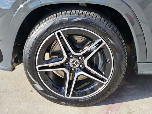 New 2026 Mercedes-Benz GLS 450 450 image 11