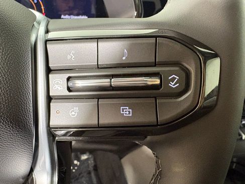 New 2026 Chevrolet Colorado ZR2 w/ Technology Package image 24