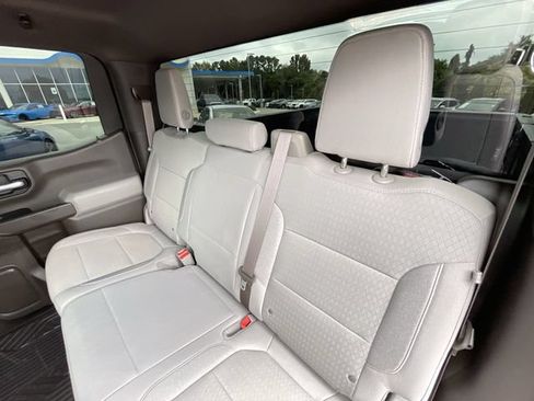 Used 2021 Chevrolet Silverado 1500 LT AWD/4WD image 17